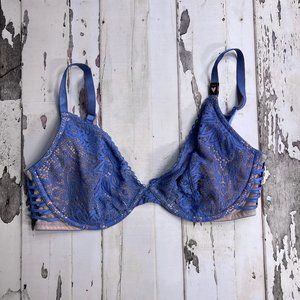 NWT Victoria’s Secret Very Sexy Unlined Lace Bra - 32DDD